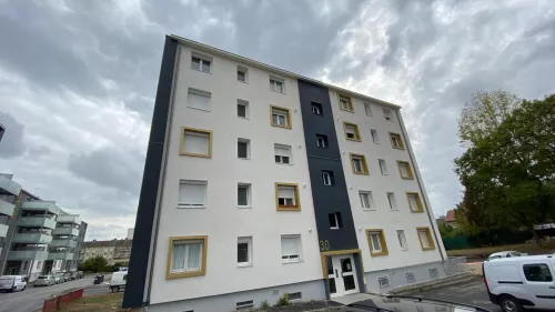 
            Location appartement T4  66.99m²  à Reims  (51100)  - ER.01232
            