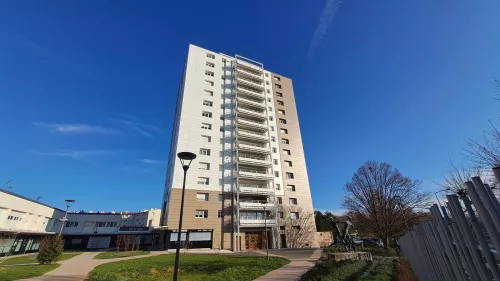 
            Location appartement T4  70.83m²  à Reims  (51100)  - ER.02142
            