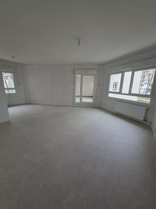 
            Achat appartement T5  98.53m²  à Reims  (51100)  - ER.10341
            