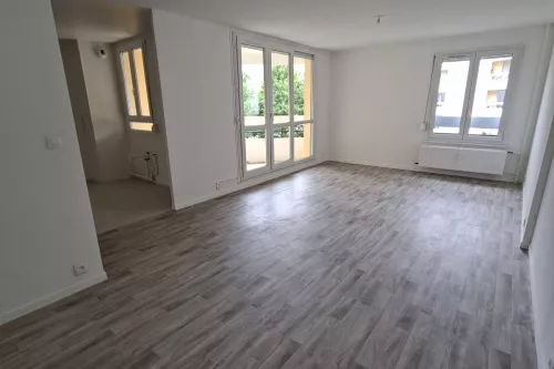 
            Achat appartement T4  77.00m²  à Reims  (51100)  - ER.11089
            