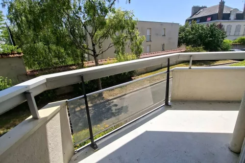 
            Achat appartement T2  48.00m²  à Reims  (51100)  - ER.11781
            