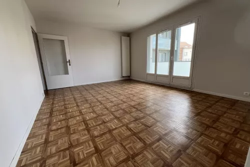 
            Achat appartement T3  64.00m²  à Reims  (51100)  - ER.12180
            