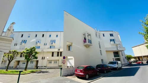 
            Location appartement T4  80.31m²  à Reims  (51100)  - ER.13553
            