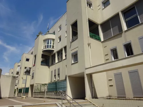 
            Location appartement T4  82.81m²  à Reims  (51100)  - ER.14528
            