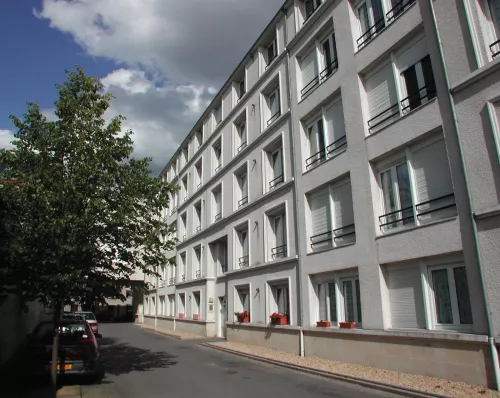 
            Location appartement T4  87.00m²  à Reims  (51100)  - ER.16831
            