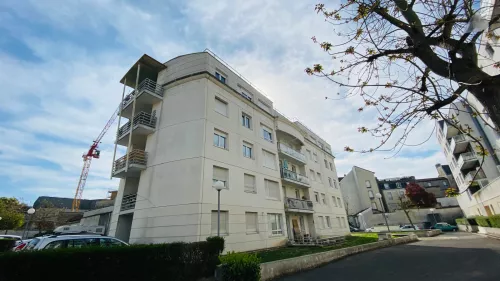 
            Location appartement T4  89.00m²  à Reims  (51100)  - ER.16966
            