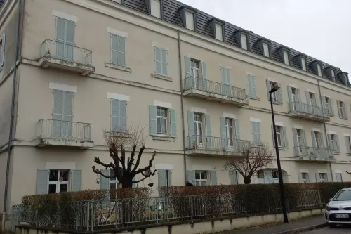 
            Achat appartement T3  70.00m²  à Vitry-Le-Francois  (51300)  - ER.17946
            