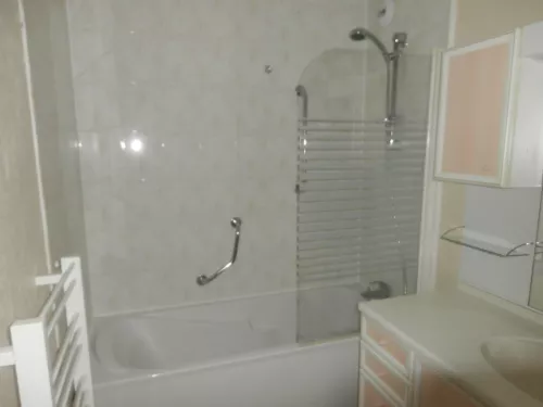 
            Location appartement T4  88.00m²  à Reims  (51100)  - ER.18067
            