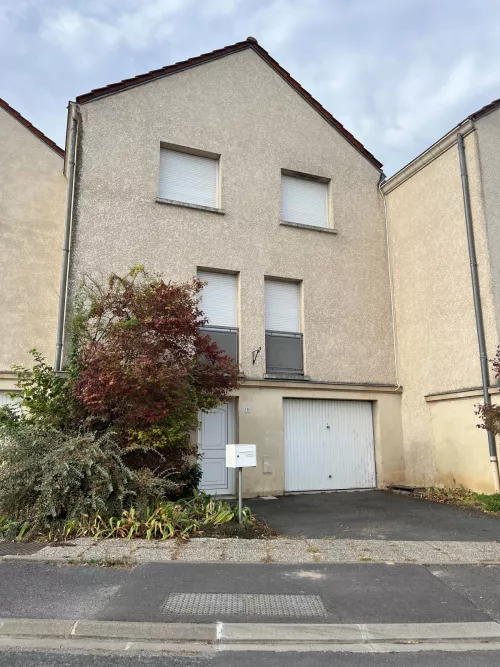 
            Location maison T5  114.00m²  à Ambonnay  (51150)  - ER.21842
            