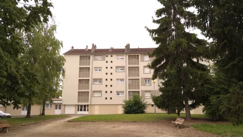 
            Location appartement T4  71.00m²  à Sezanne  (51120)  - ER.22815
            