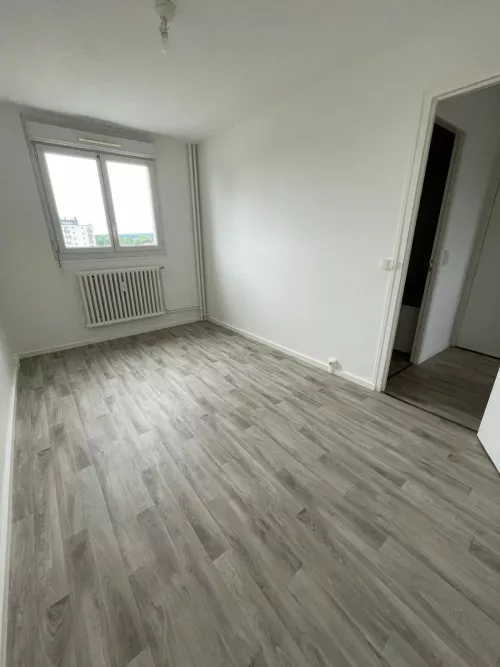 
            Location appartement T4  86.00m²  à Saint-Dizier  (52100)  - ER.23909
            