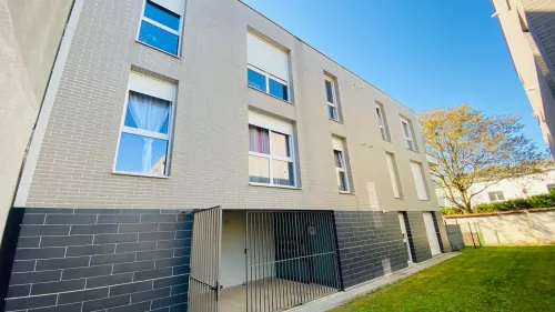 
            Location appartement T3  76.60m²  à Reims  (51100)  - ER.24214
            