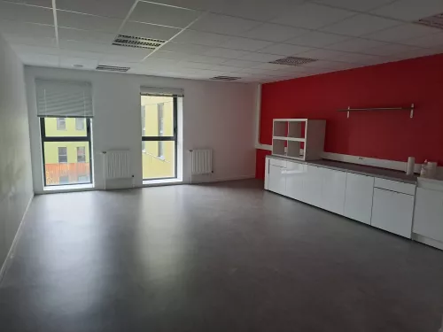 
            Location local-commercial  969.00m²  à Reims  (51100)  - ER.42733
            