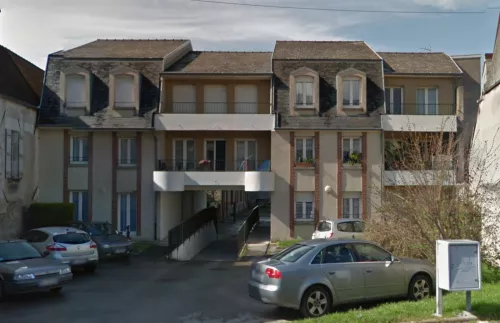 
            Location appartement T3  61.00m²  à Montmirail  (51210)  - ER.64698
            