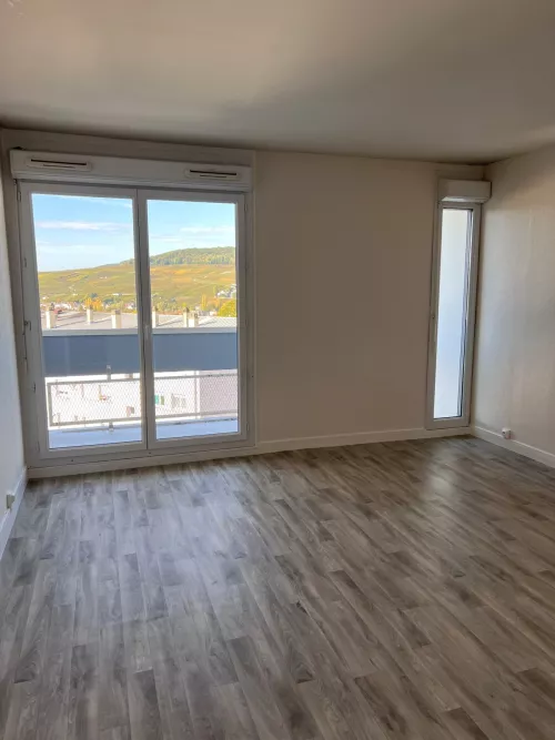 
            Location appartement T3  59.70m²  à Epernay  (51200)  - ER.65779
            