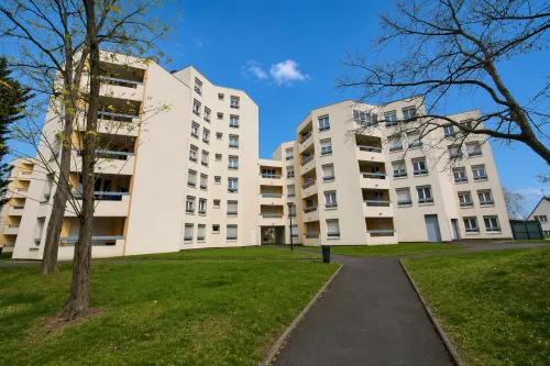 
            Location parking  11.00m²  à Reims  (51100)  - ER.G0158.03182
            