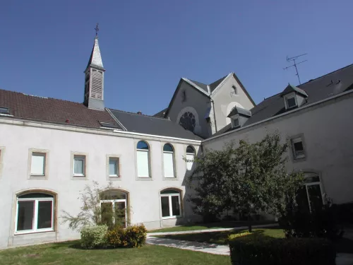 
            Location box  17.50m²  à Reims  (51100)  - ER.G0399.05034
            