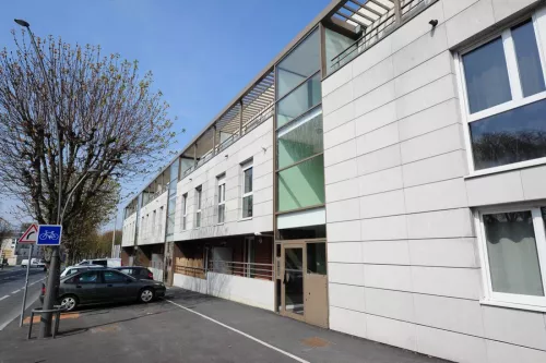 
            Location box  18.00m²  à Reims  (51100)  - ER.G1312.01006
            