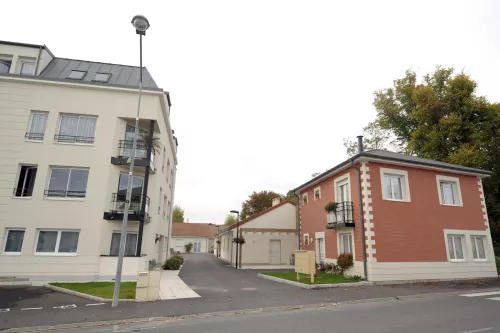 
            Location garage  11.00m²  à Sillery  (51500)  - ER.G1345.01002
            