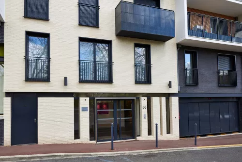 
            Location parking  12.00m²  à Fontenay-Aux-Roses  (92260)  - ER.G1808.01037
            