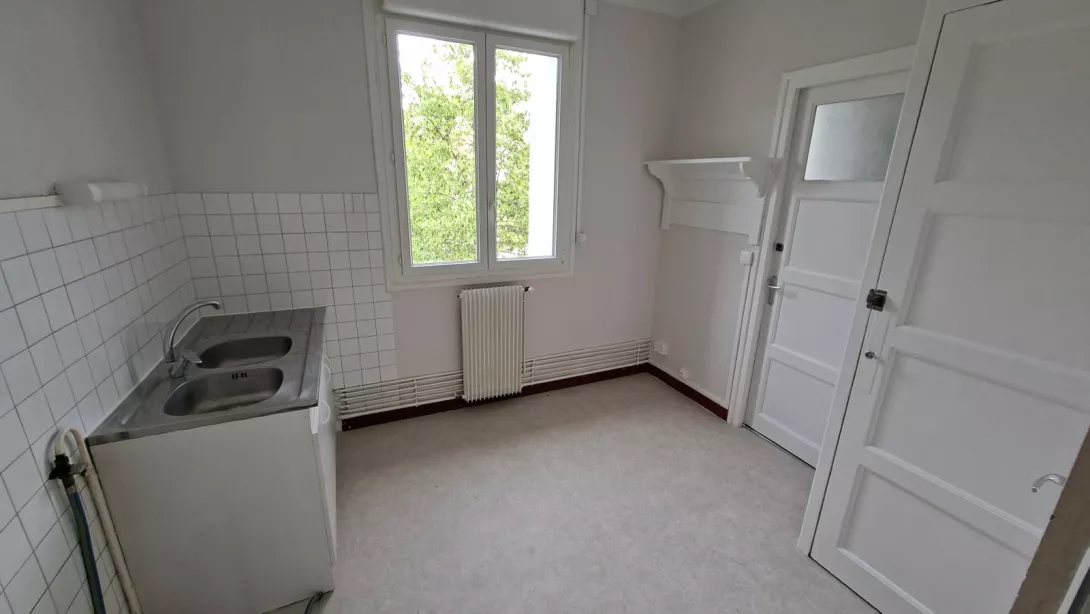  Location appartement T4  75.10m²  à Reims  (51100)  - ER.00212 - Galerie 4 - Ouvrir l'image en pleine taille