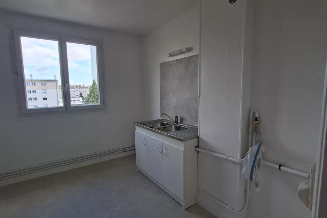 Achat appartement T4  66.00m²  à Reims  (51100)  - ER.00995 - Galerie 2 - Ouvrir l'image en pleine taille