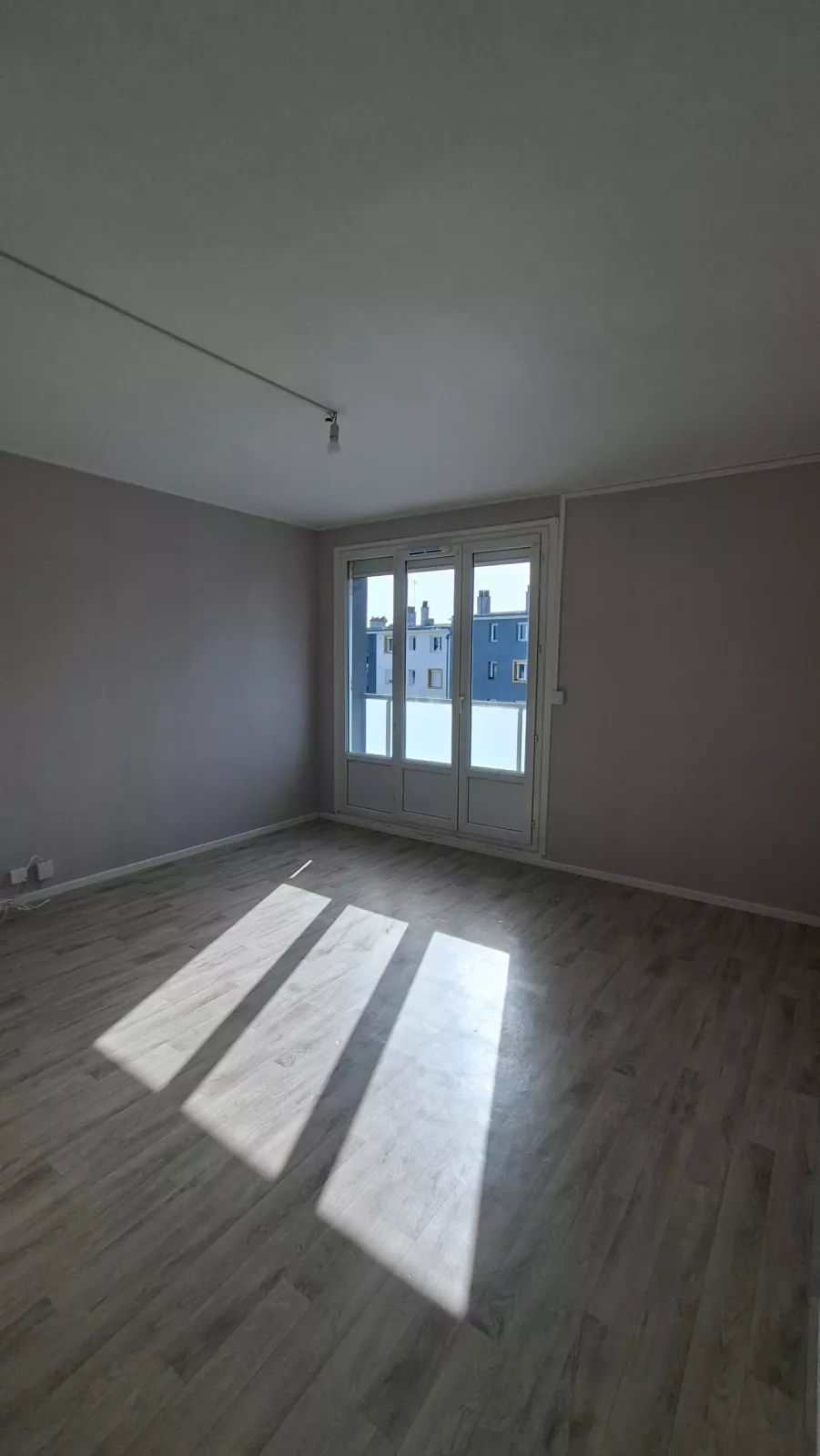  Location appartement T3  57.24m²  à Reims  (51100)  - ER.01185 - Galerie 4 - Ouvrir l'image en pleine taille