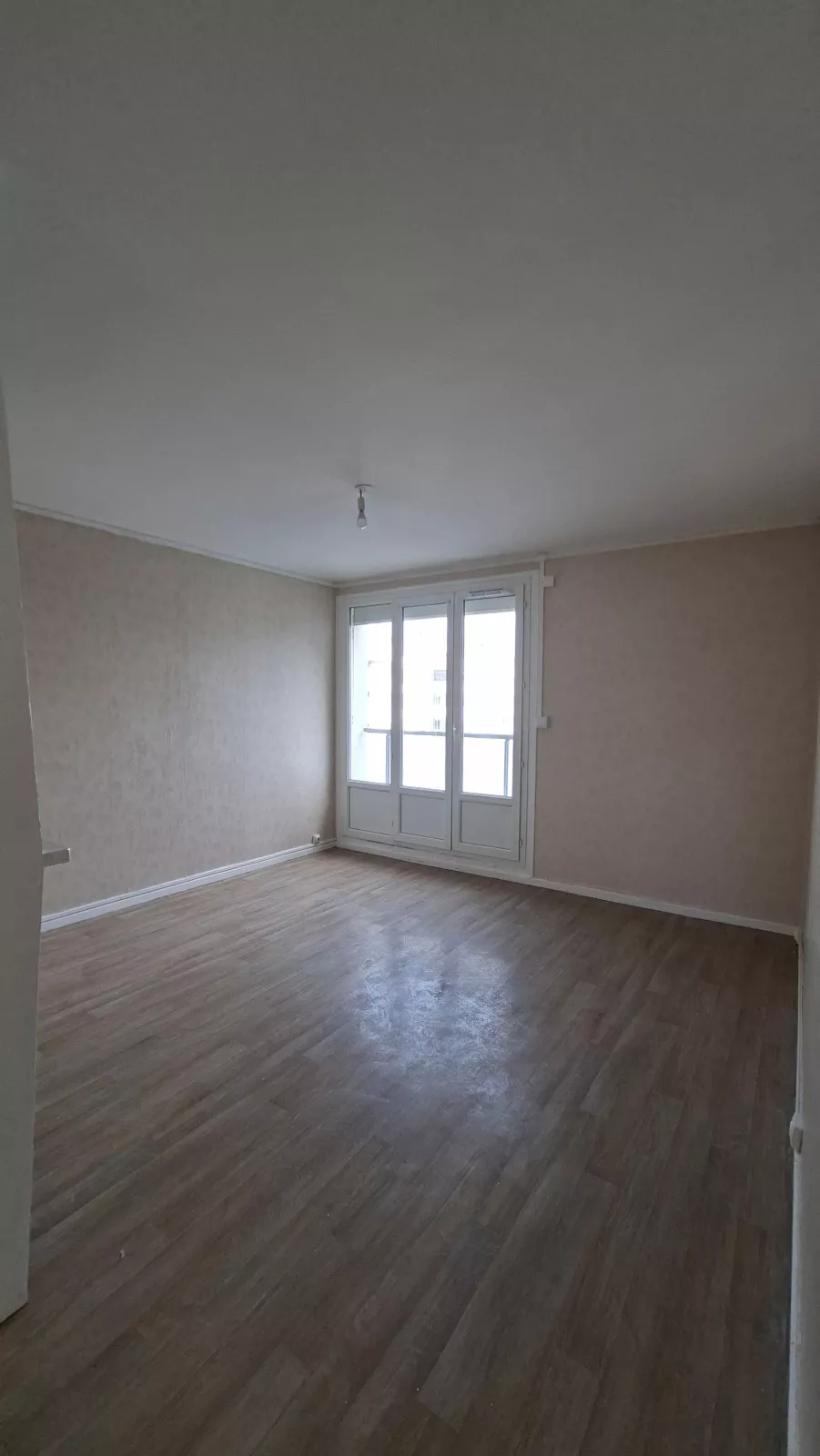 Location appartement T4  66.99m²  à Reims  (51100)  - ER.01232 - Galerie 3 - Ouvrir l'image en pleine taille