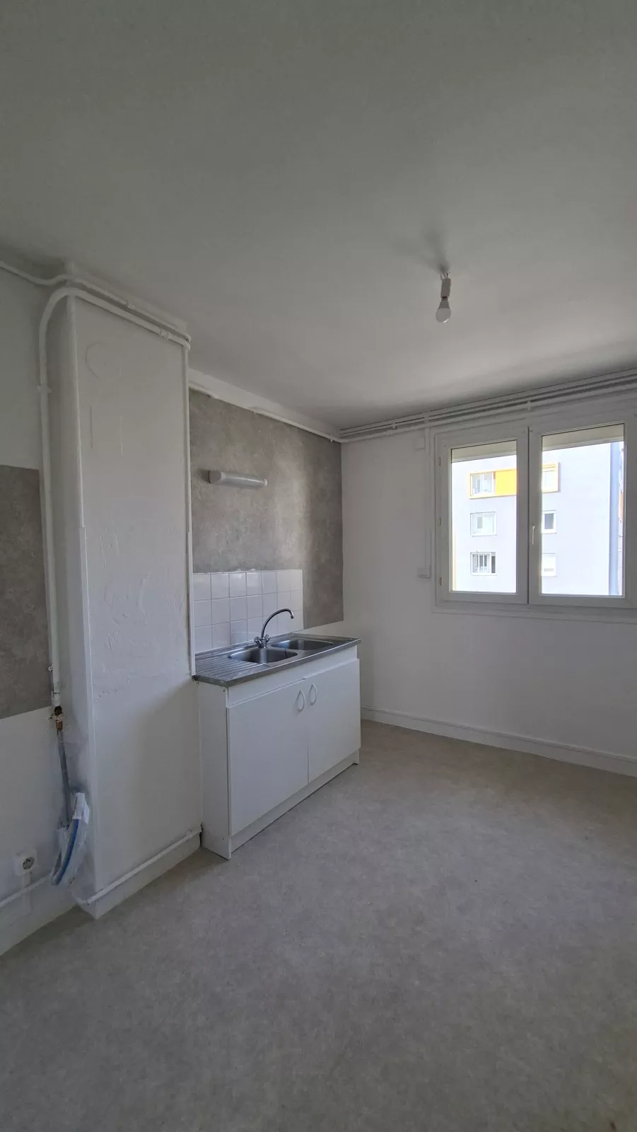  Location appartement T4  66.99m²  à Reims  (51100)  - ER.01232 - Galerie 4 - Ouvrir l'image en pleine taille