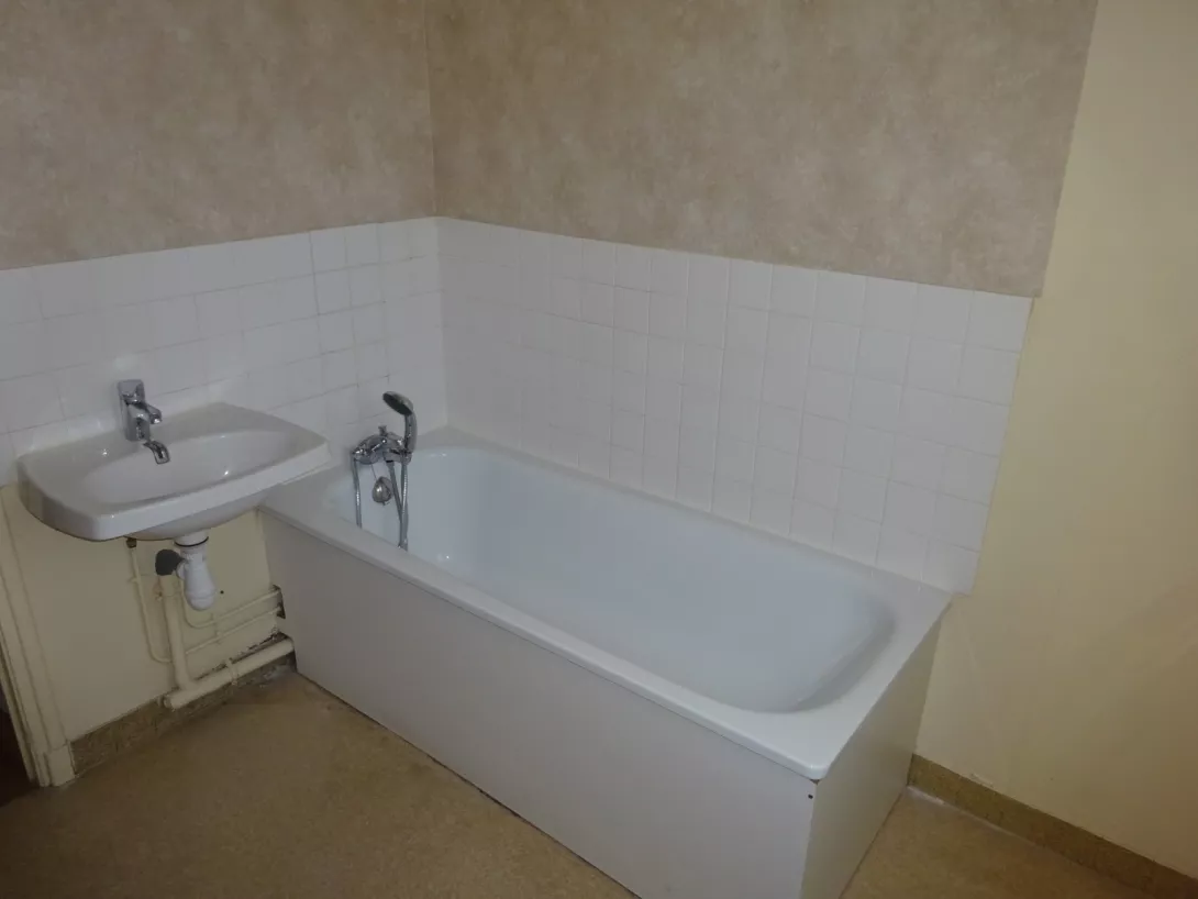  Location appartement T3  57.85m²  à Reims  (51100)  - ER.01253 - Galerie 2 - Ouvrir l'image en pleine taille