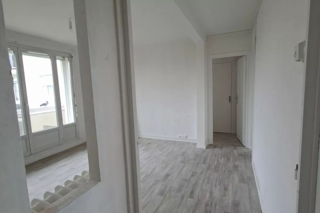  Achat appartement T4  65.00m²  à Tinqueux  (51430)  - ER.01844 - Galerie 4 - Ouvrir l'image en pleine taille