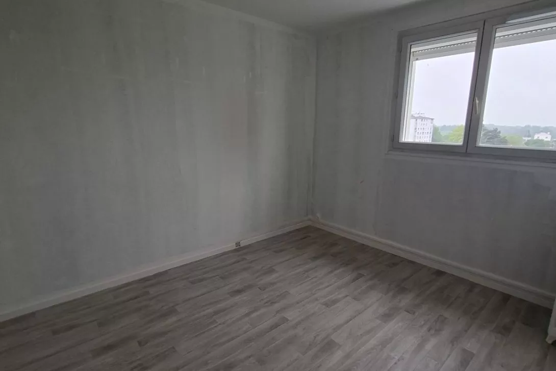  Achat appartement T4  65.00m²  à Tinqueux  (51430)  - ER.01844 - Galerie 6 - Ouvrir l'image en pleine taille