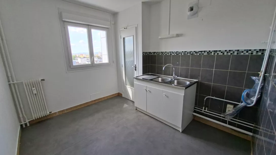  Location appartement T4  70.83m²  à Reims  (51100)  - ER.02196 - Galerie 3 - Ouvrir l'image en pleine taille