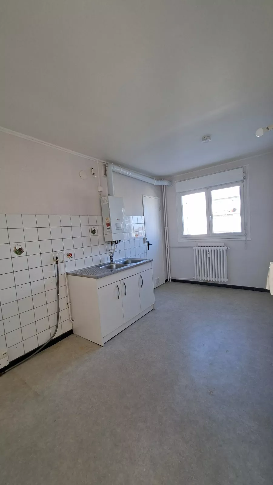  Location appartement T6  108.88m²  à Tinqueux  (51430)  - déjà  loué   - ER.02603 - Galerie 5 - Ouvrir l'image en pleine taille