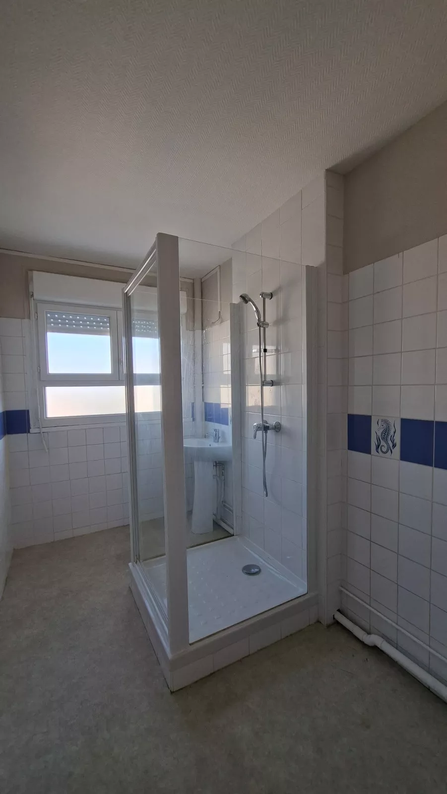  Location appartement T6  108.88m²  à Tinqueux  (51430)  - déjà  loué   - ER.02603 - Galerie 6 - Ouvrir l'image en pleine taille