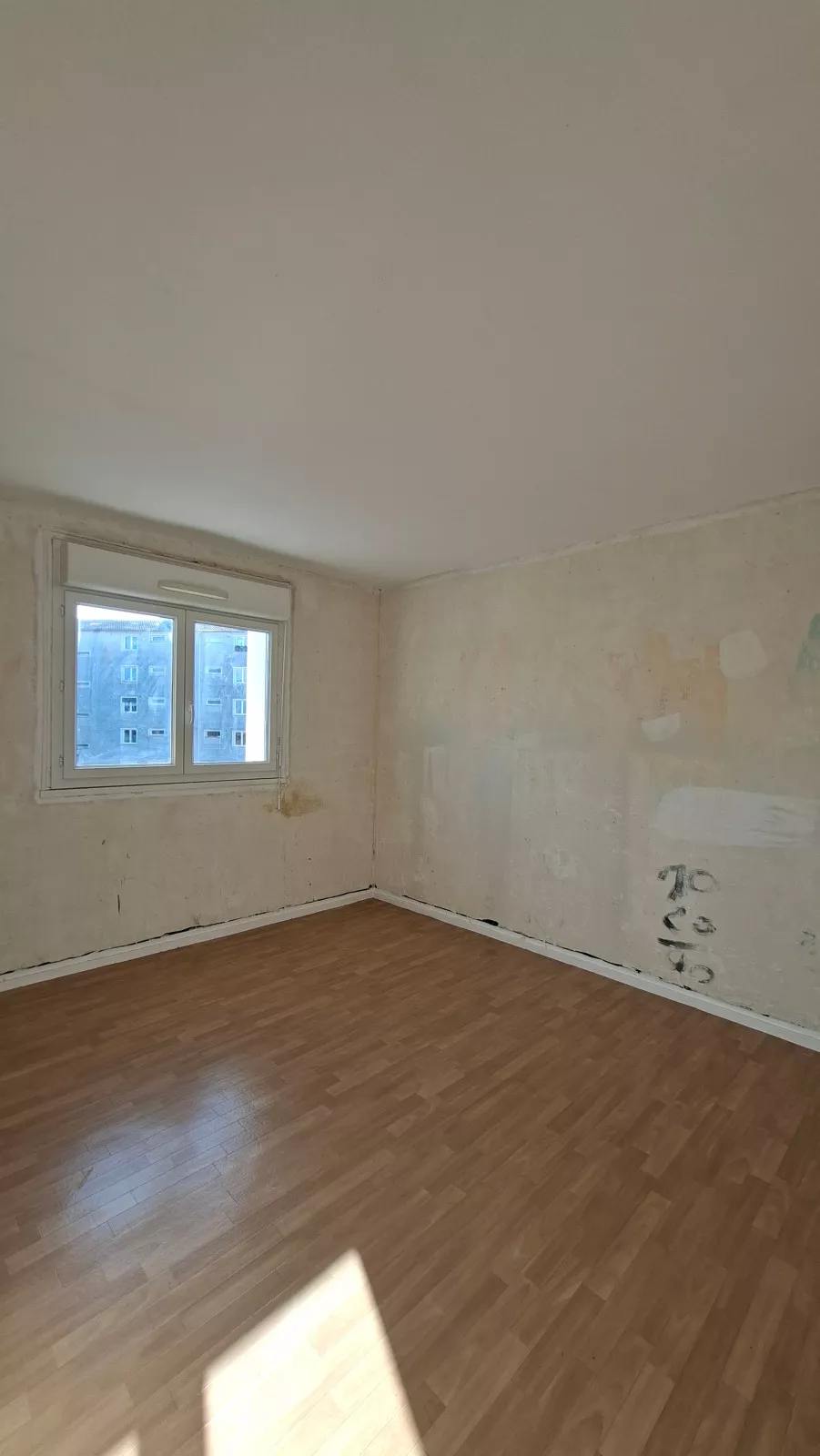  Location appartement T6  108.88m²  à Tinqueux  (51430)  - déjà  loué   - ER.02603 - Galerie 9 - Ouvrir l'image en pleine taille