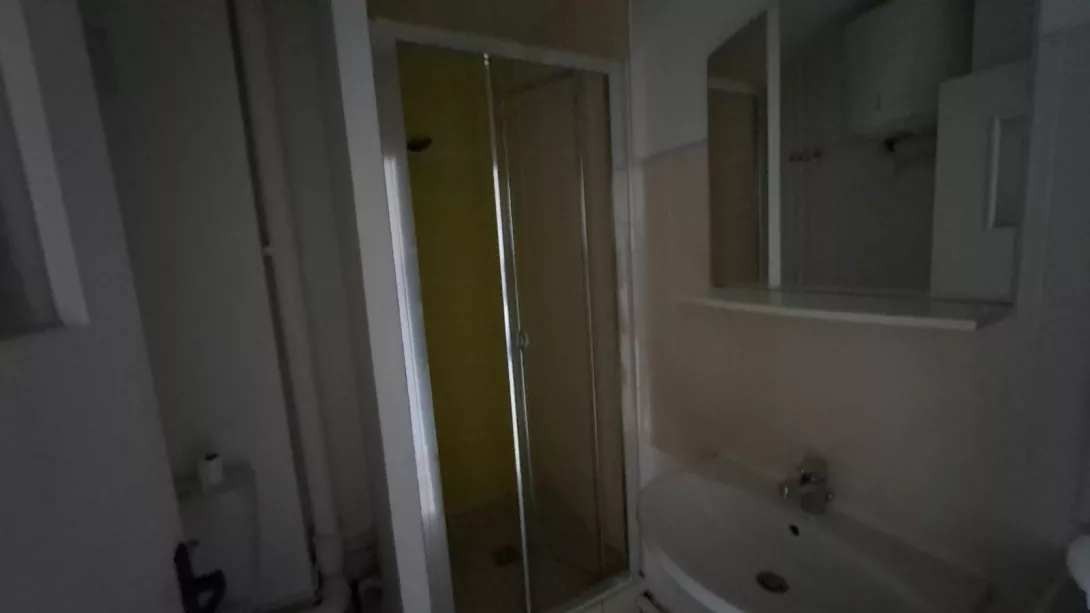  Location appartement T1  18.30m²  à Reims  (51100)  - ER.03256 - Galerie 5 - Ouvrir l'image en pleine taille