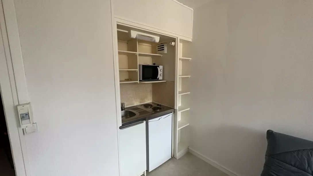  Location appartement T1  18.30m²  à Reims  (51100)  - ER.03257 - Galerie 2 - Ouvrir l'image en pleine taille