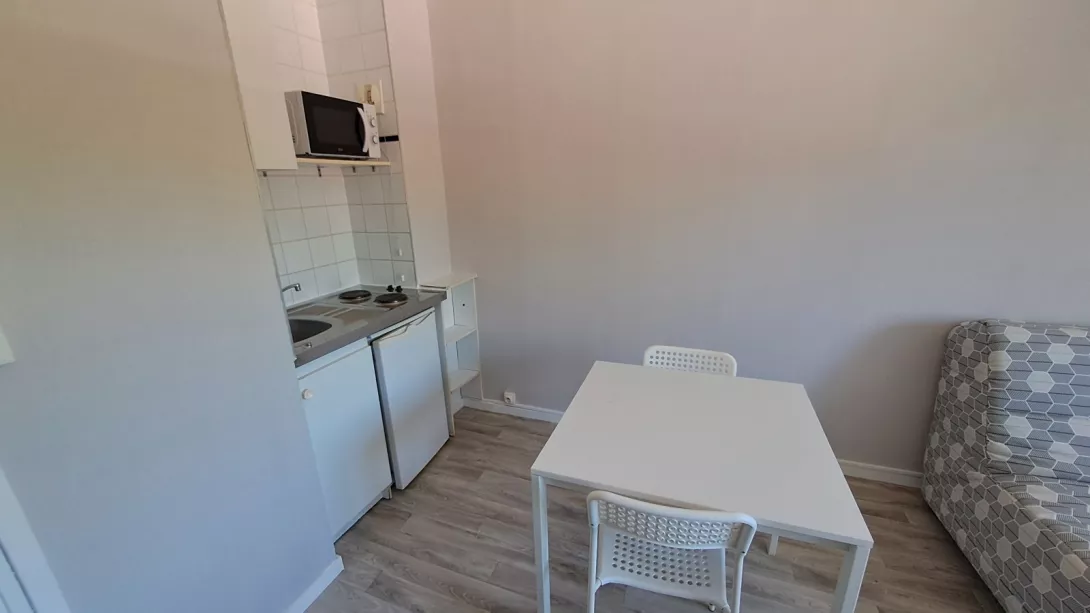  Location appartement T1  18.30m²  à Reims  (51100)  - ER.03272 - Galerie 2 - Ouvrir l'image en pleine taille