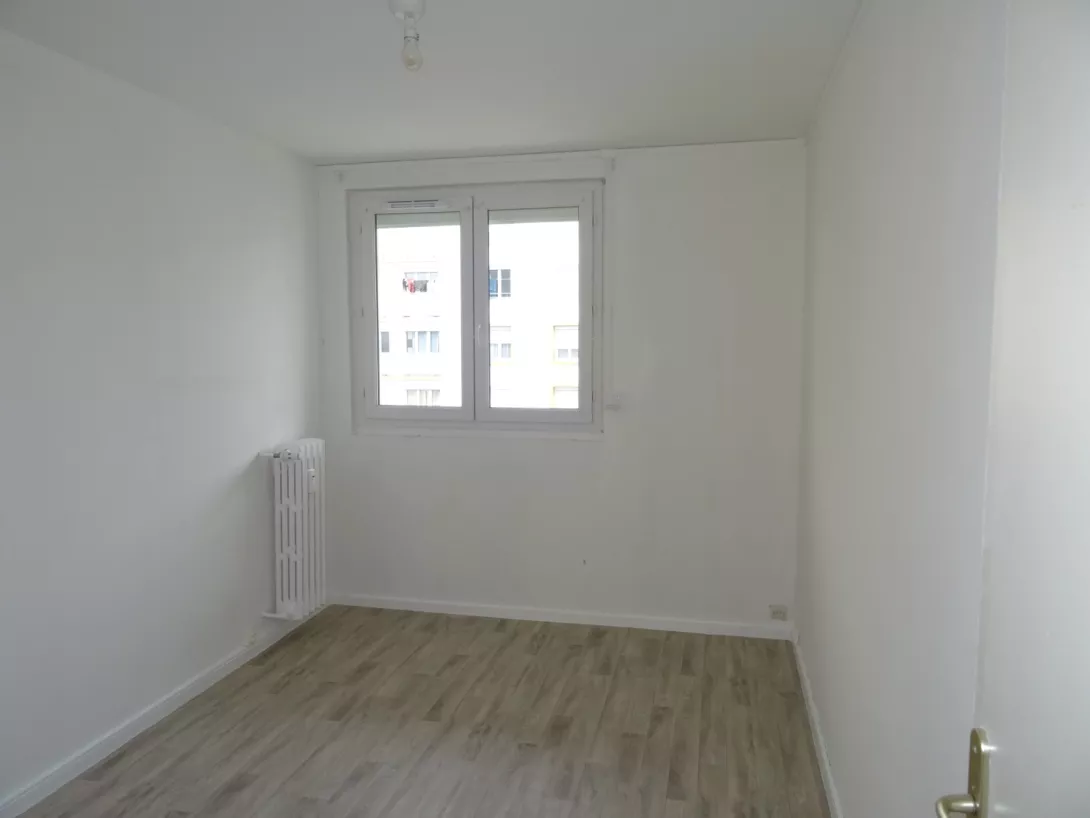  Location appartement T4  71.95m²  à Reims  (51100)  - ER.04027 - Galerie 2 - Ouvrir l'image en pleine taille