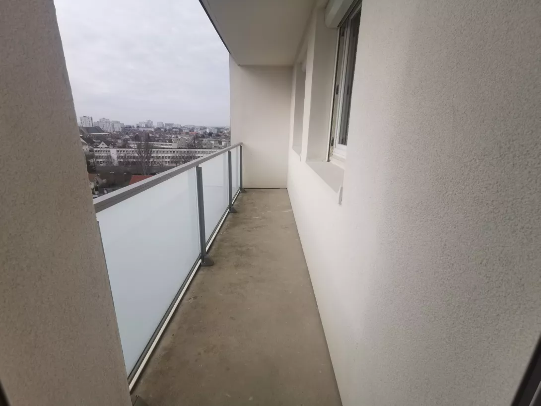  Location appartement T4  71.80m²  à Reims  (51100)  - ER.04061 - Galerie 4 - Ouvrir l'image en pleine taille