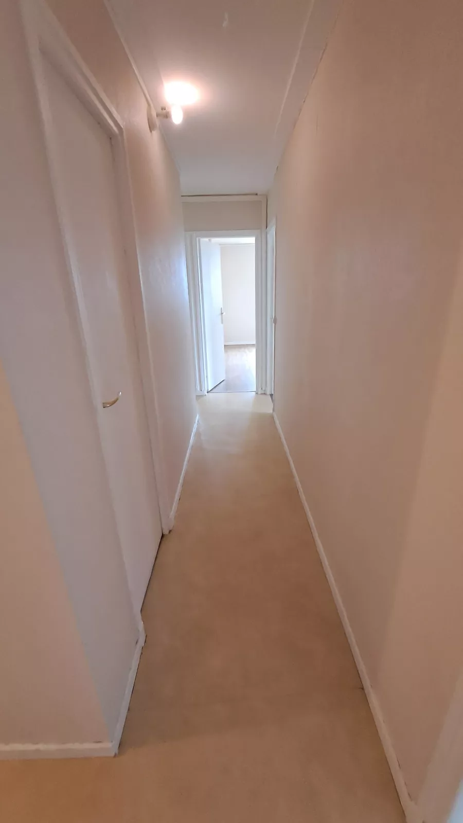  Location appartement T4  71.80m²  à Reims  (51100)  - ER.04061 - Galerie 6 - Ouvrir l'image en pleine taille