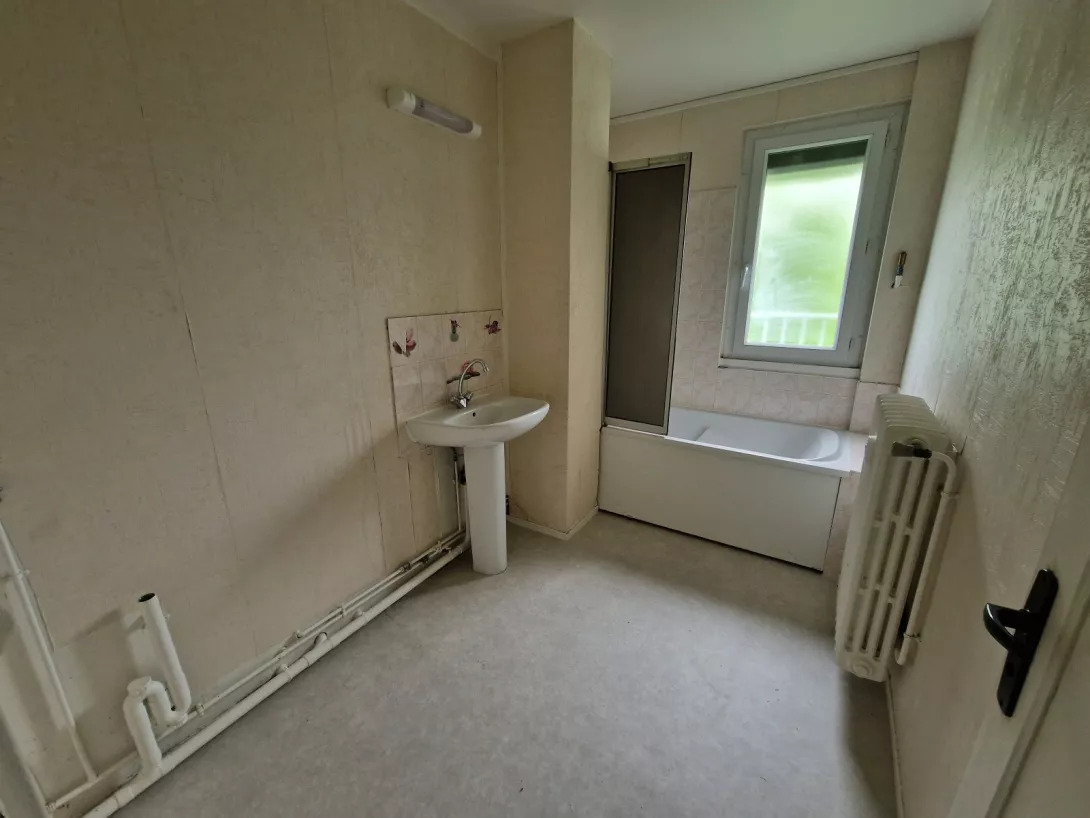  Location appartement T4  83.00m²  à Reims  (51100)  - ER.04580 - Galerie 4 - Ouvrir l'image en pleine taille