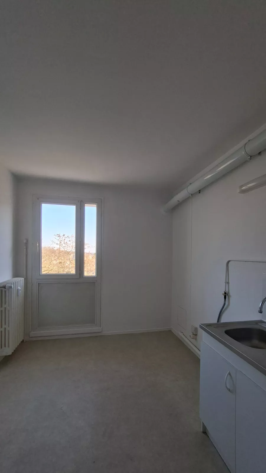  Location appartement T4  83.00m²  à Reims  (51100)  - ER.04620 - Galerie 5 - Ouvrir l'image en pleine taille