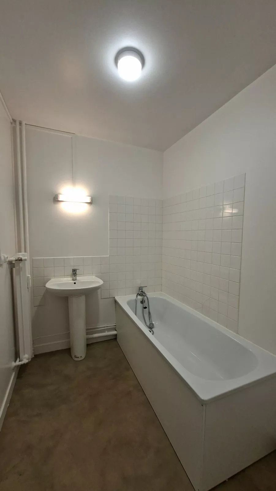  Location appartement T2  50.65m²  à Reims  (51100)  - ER.06570 - Galerie 6 - Ouvrir l'image en pleine taille