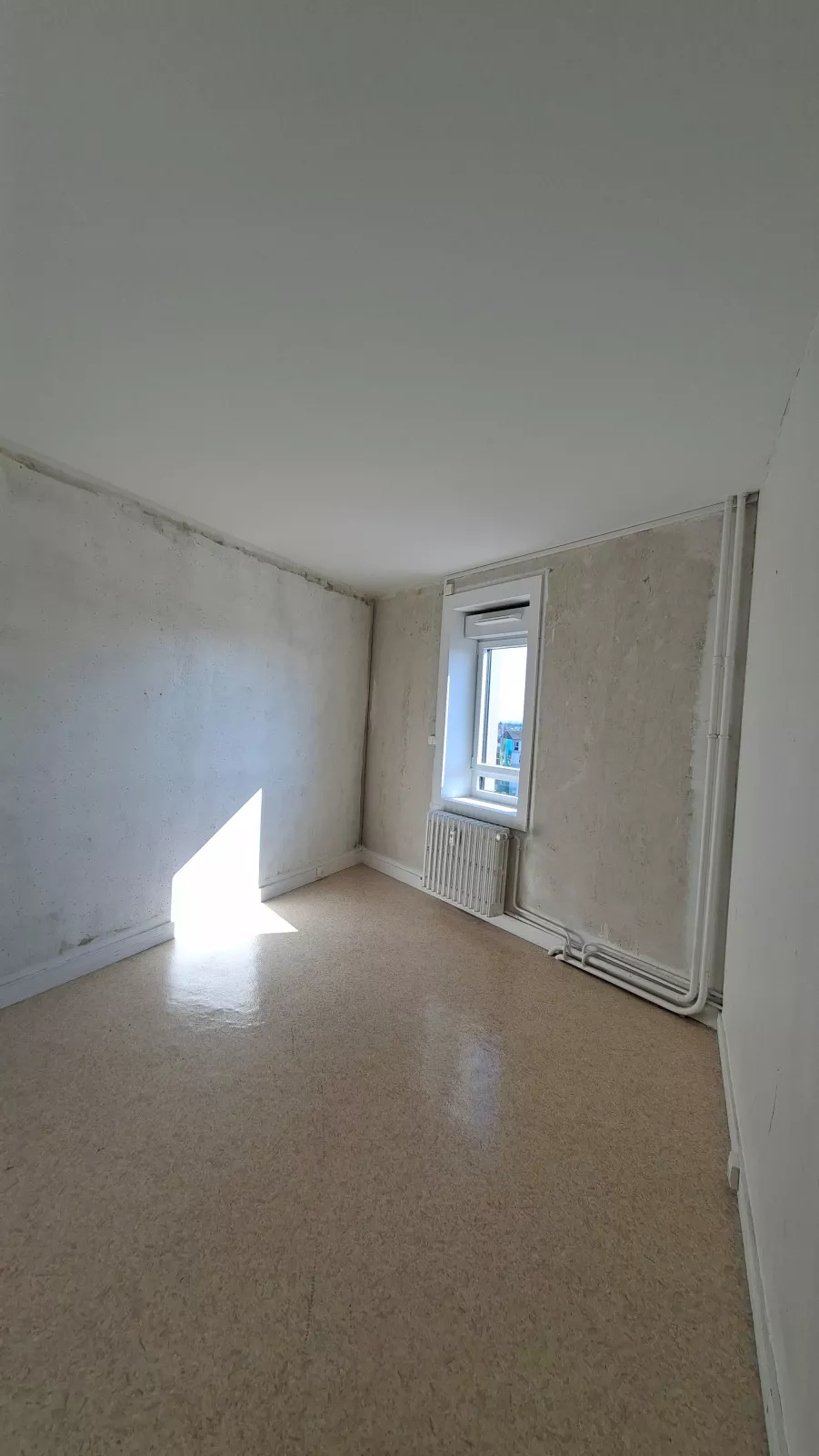 Location appartement T3  66.09m²  à Reims  (51100)  - déjà  loué   - ER.07121 - Galerie 7 - Ouvrir l'image en pleine taille