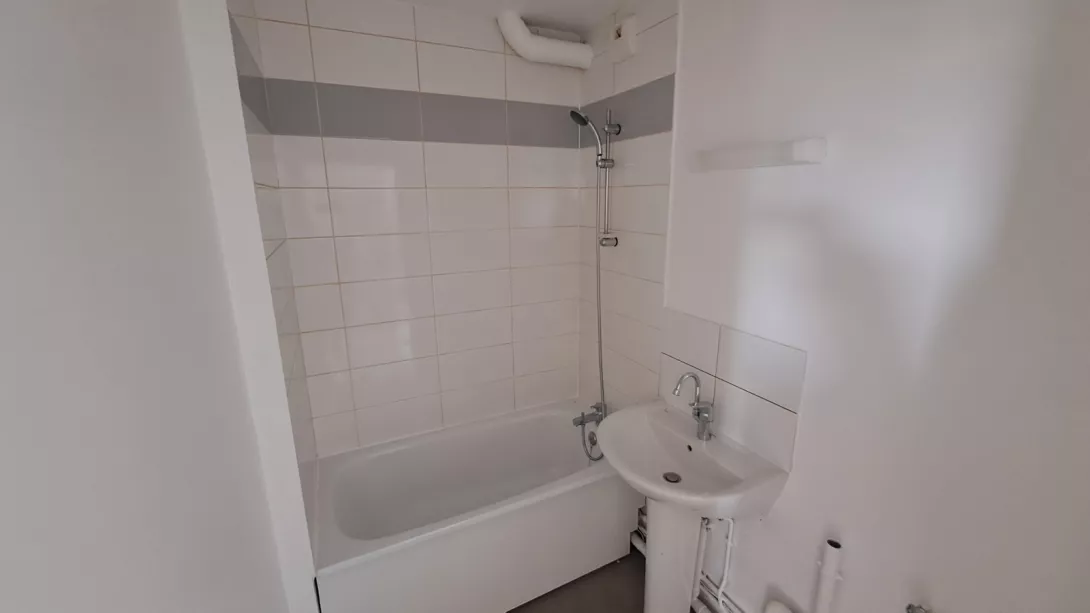  Location appartement T3  66.09m²  à Reims  (51100)  - ER.07192 - Galerie 3 - Ouvrir l'image en pleine taille
