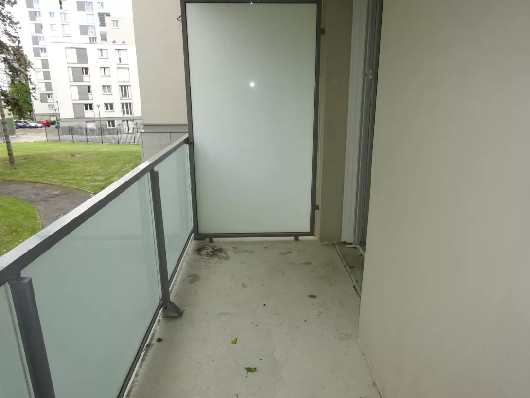 Location appartement T1  14.59m²  à Reims  (51100)  - ER.08547 - Galerie 1 - Ouvrir l'image en pleine taille