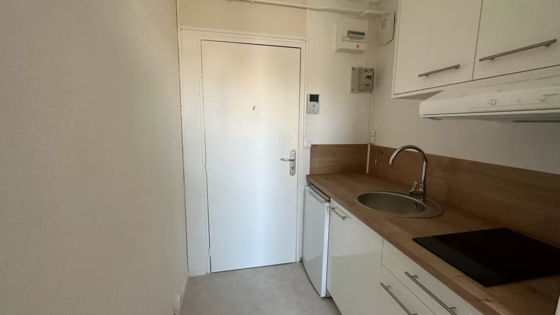  Location appartement T1  14.59m²  à Reims  (51100)  - ER.09275 - Galerie 3 - Ouvrir l'image en pleine taille