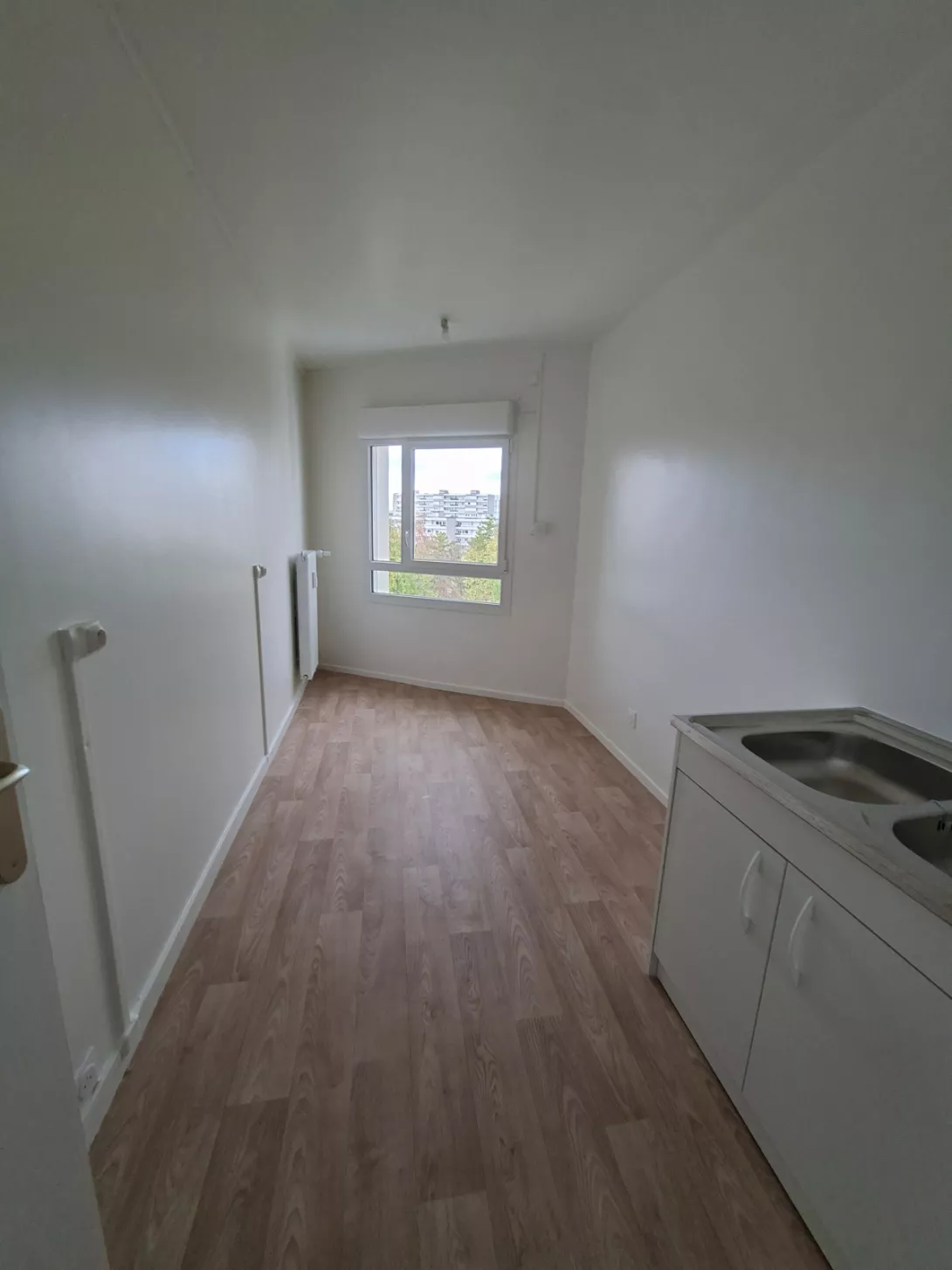  Achat appartement T5  98.53m²  à Reims  (51100)  - ER.10331 - Galerie 6 - Ouvrir l'image en pleine taille